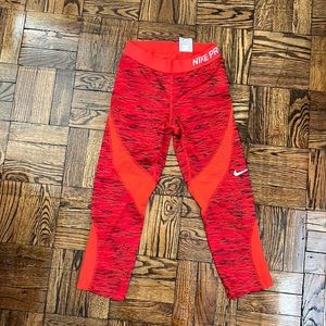 Nike crop leggings